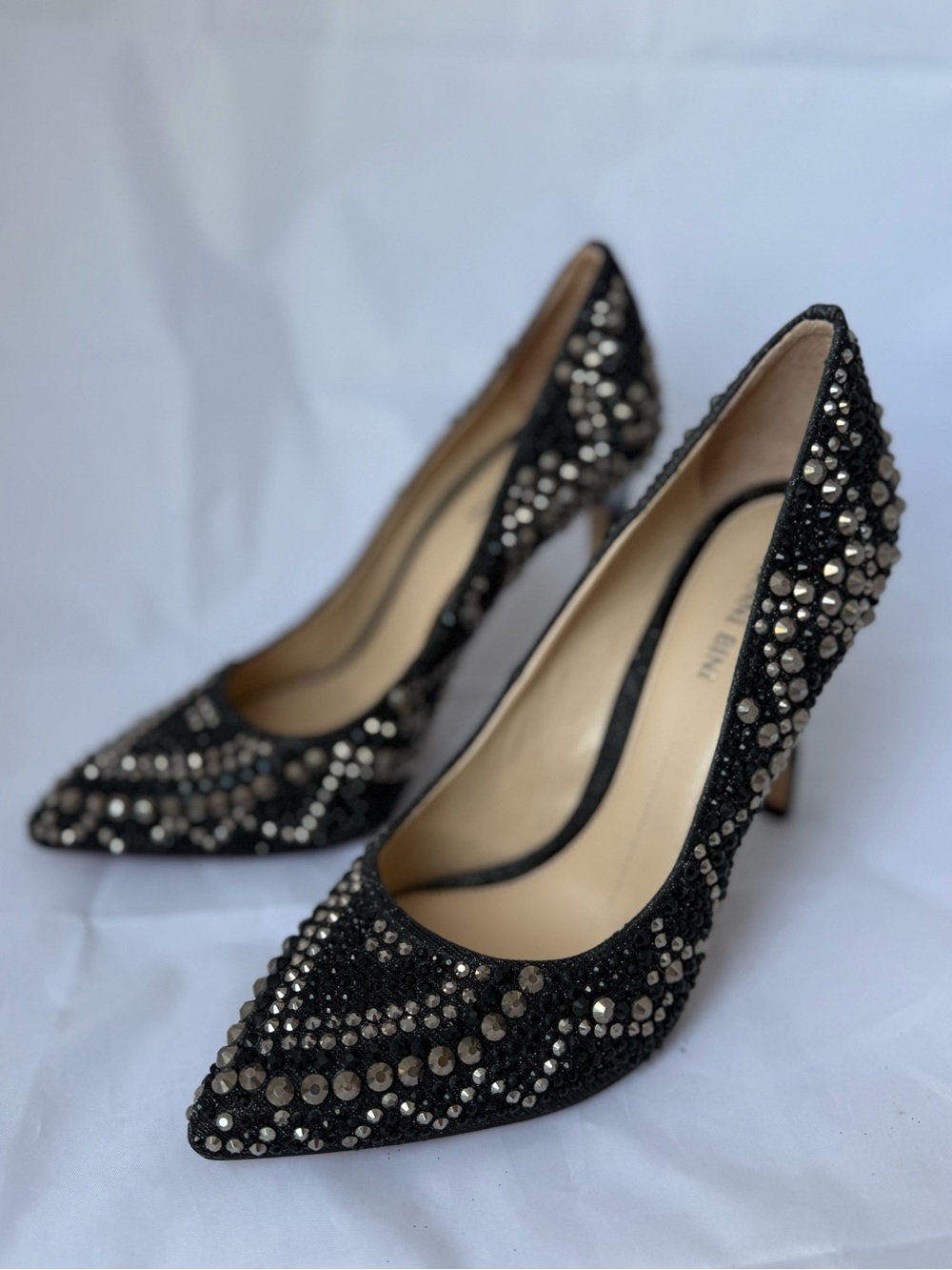 Gianni Bini Black Rhinestone Embellished Pointed Toe Stiletto Pumps 8.5